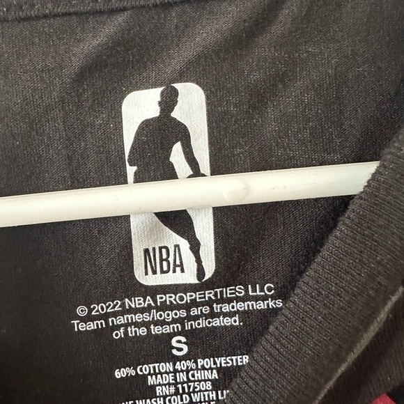 Women’s NBA Chicago Bulls crop shirt S - Picture 3 of 4